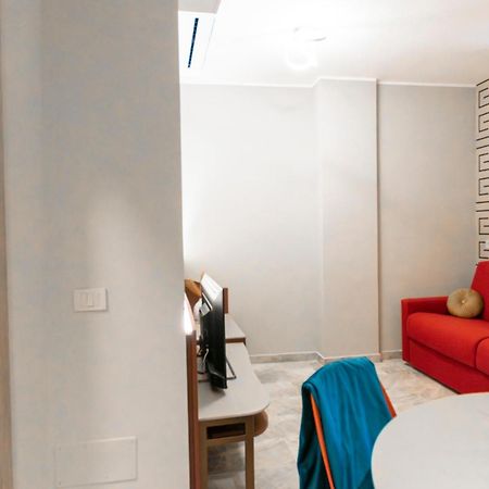 Apartment Miki - Sammartini 33 Милан Экстерьер фото